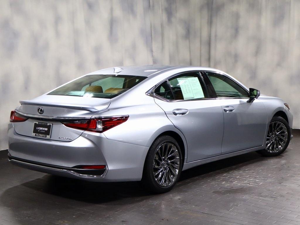 used 2024 Lexus ES 300h car, priced at $50,995