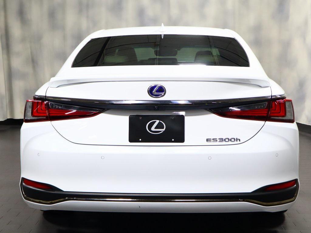 used 2022 Lexus ES 300h car, priced at $39,988