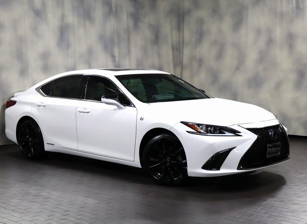 used 2022 Lexus ES 300h car, priced at $39,988