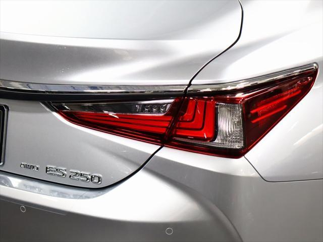 used 2024 Lexus ES 250 car, priced at $42,988