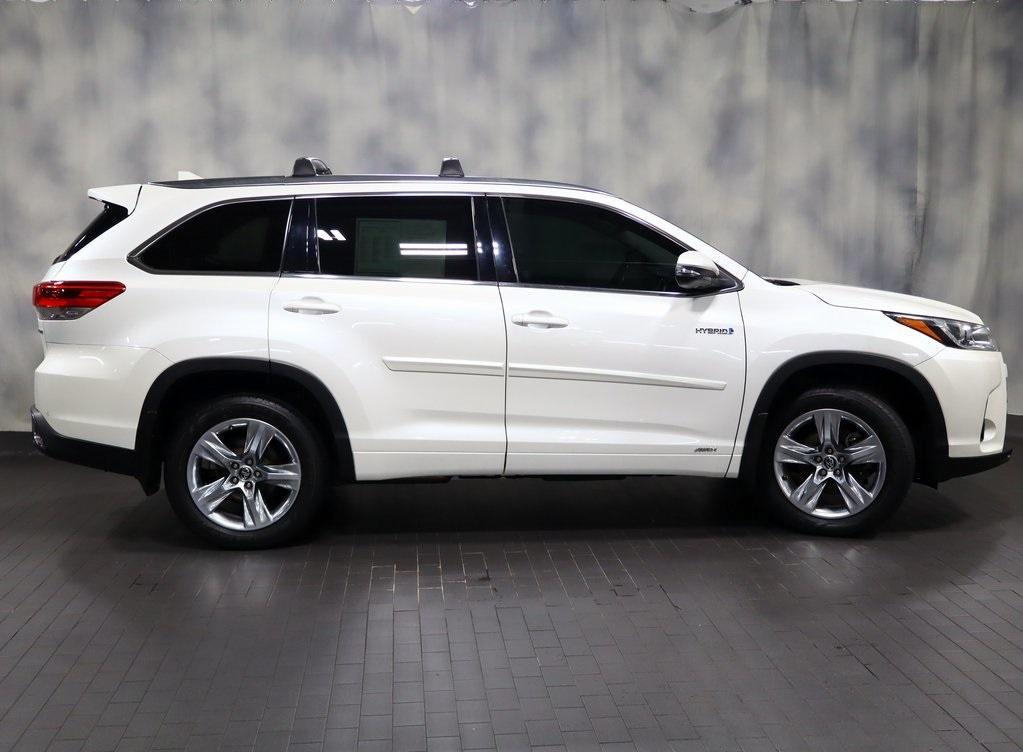 used 2018 Toyota Highlander Hybrid car, priced at $24,988