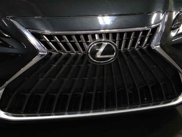 used 2022 Lexus ES 350 car, priced at $32,988