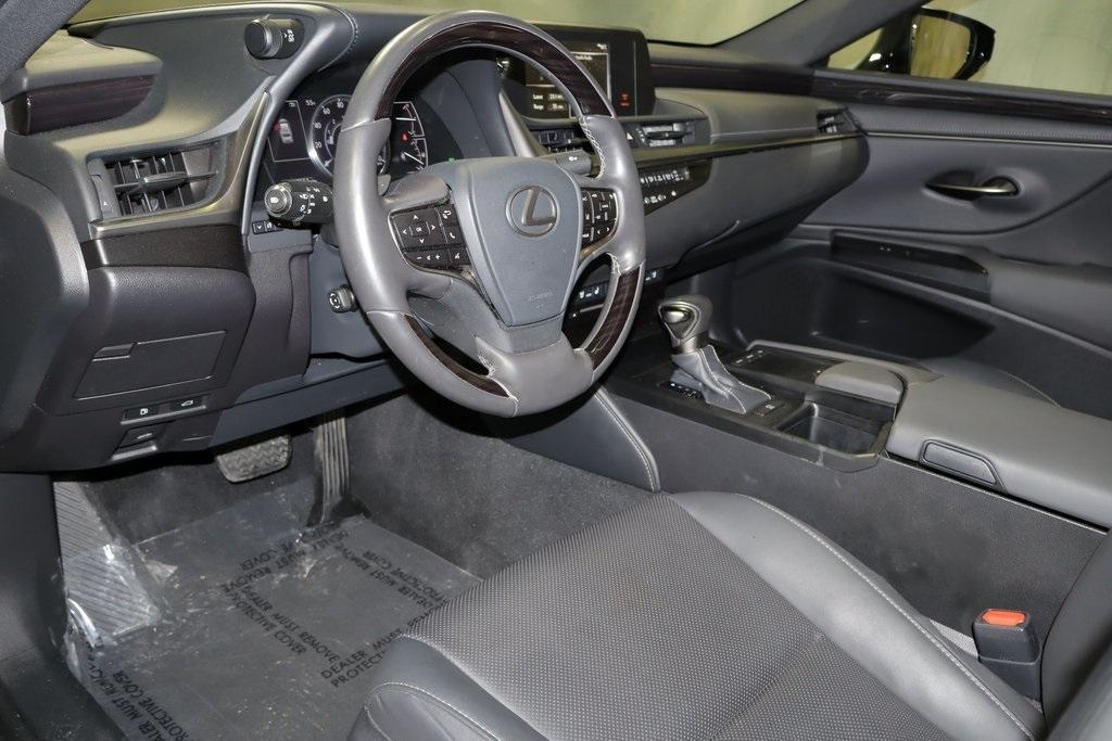 used 2019 Lexus ES 350 car, priced at $30,605