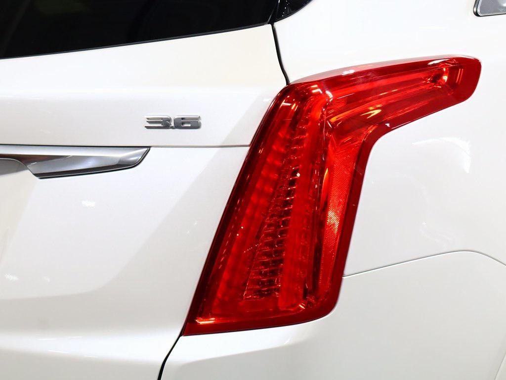 used 2019 Cadillac XT5 car, priced at $19,470