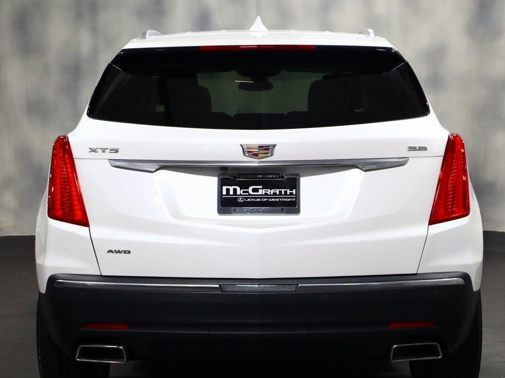 used 2019 Cadillac XT5 car, priced at $19,470