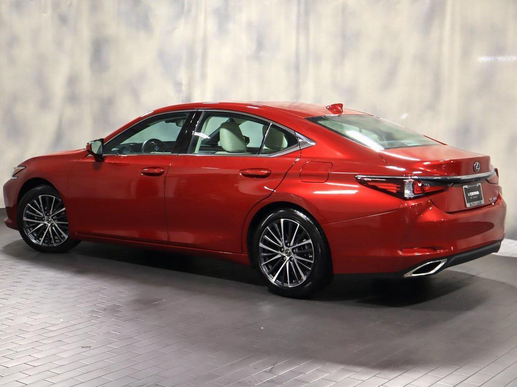 used 2025 Lexus ES 350 car, priced at $45,988