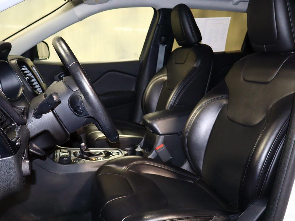 used 2019 Jeep Cherokee car, priced at $17,350