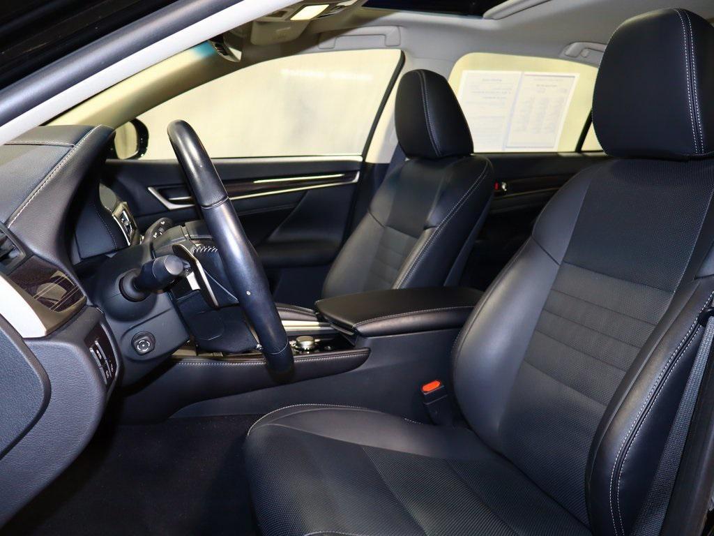 used 2018 Lexus GS 350 car, priced at $35,988
