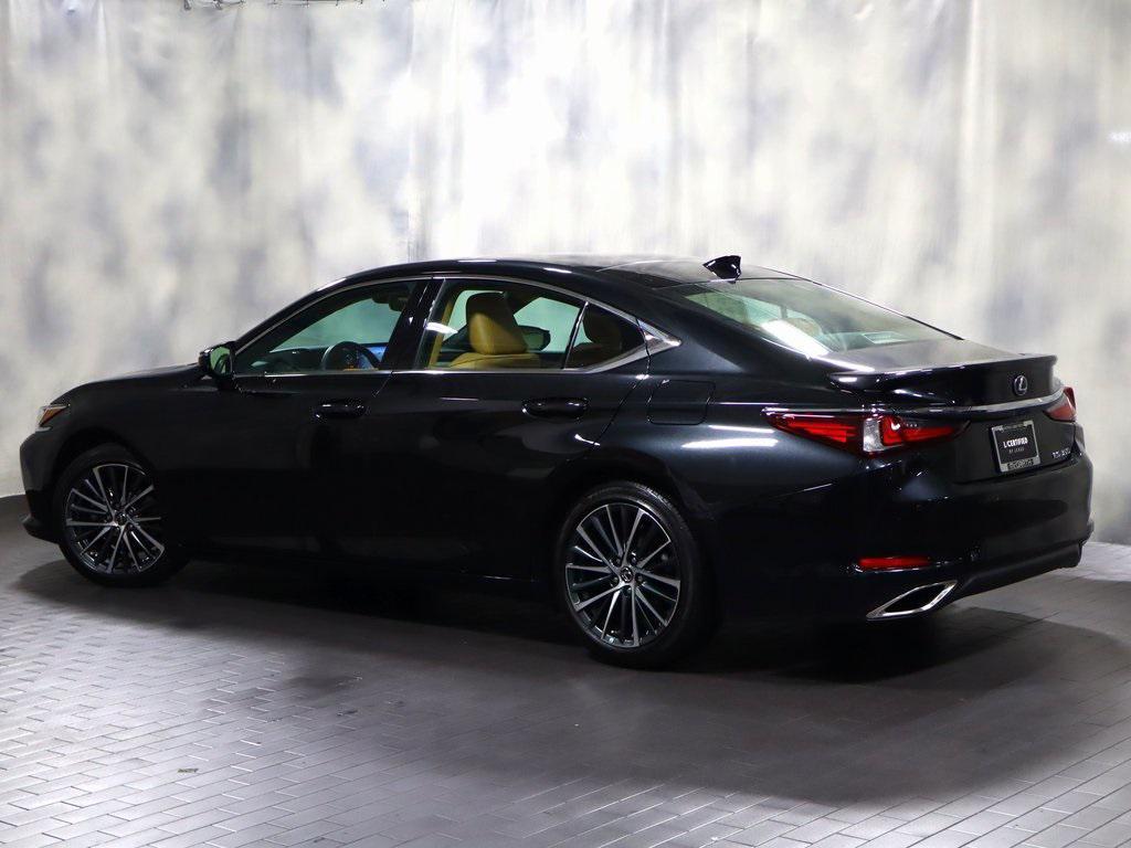 used 2022 Lexus ES 350 car, priced at $38,988
