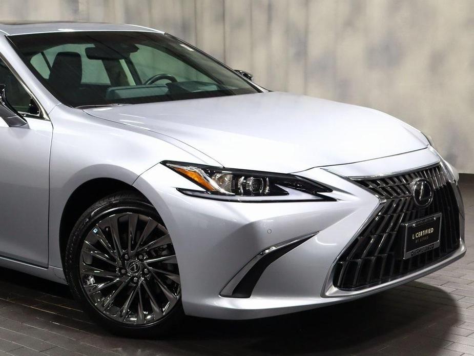 used 2024 Lexus ES 300h car, priced at $48,995