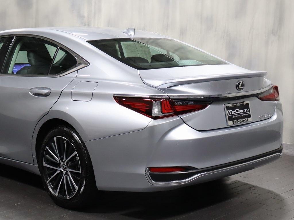 used 2025 Lexus ES 300h car, priced at $48,988