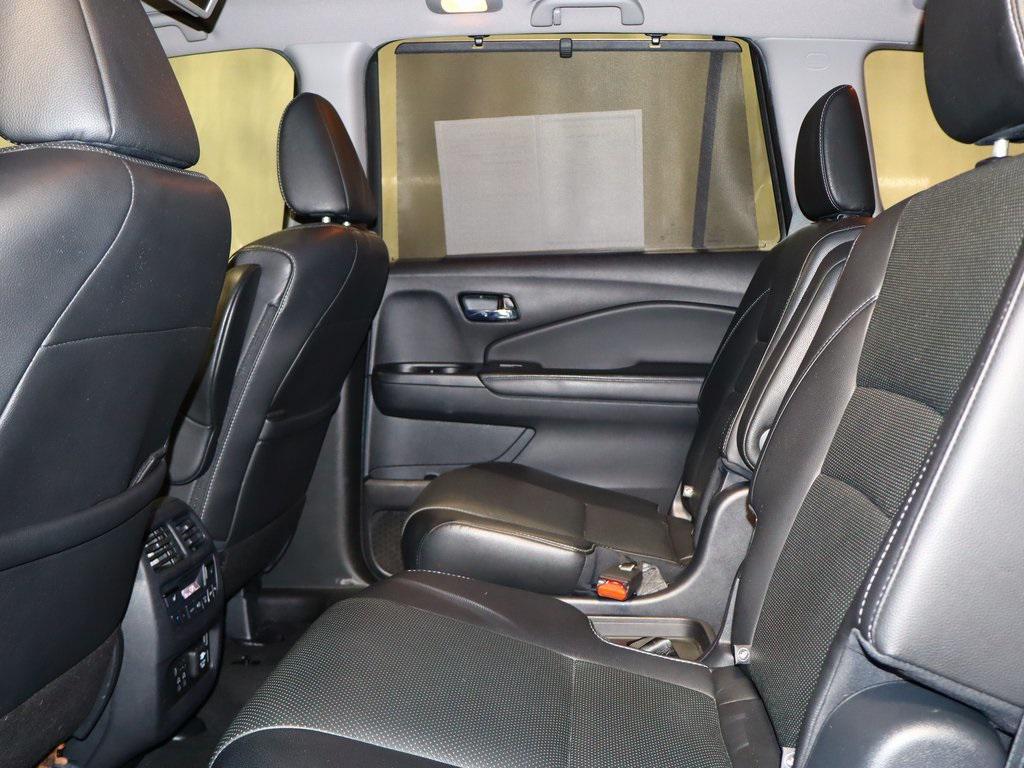 used 2019 Honda Pilot car, priced at $27,988