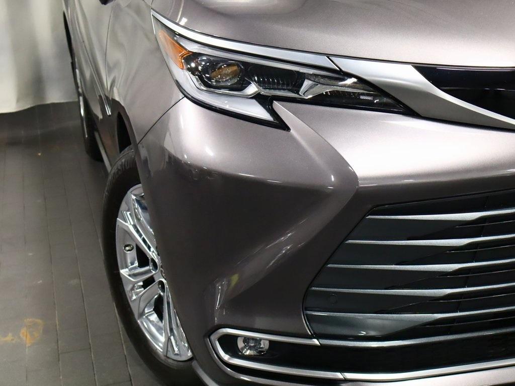 used 2023 Toyota Sienna car, priced at $54,970