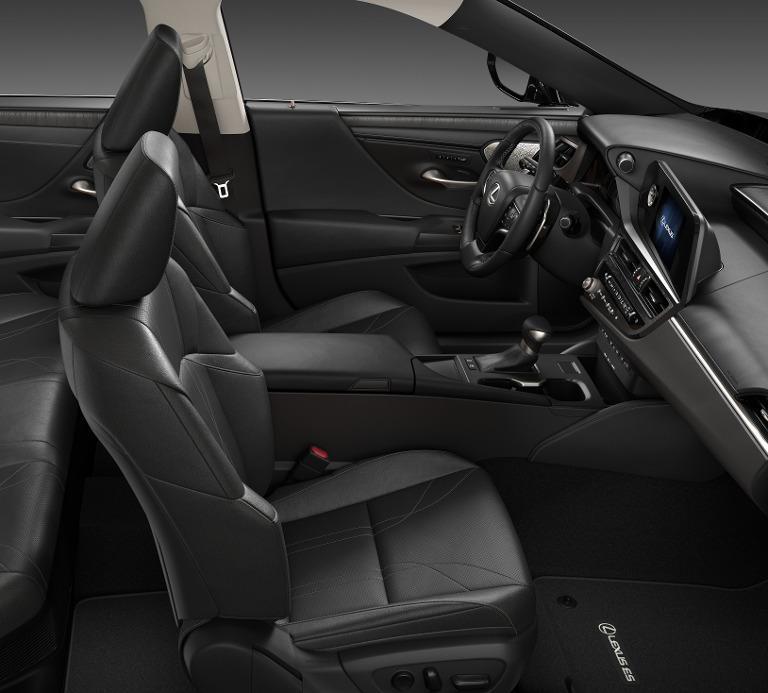 new 2025 Lexus ES 300h car, priced at $51,382