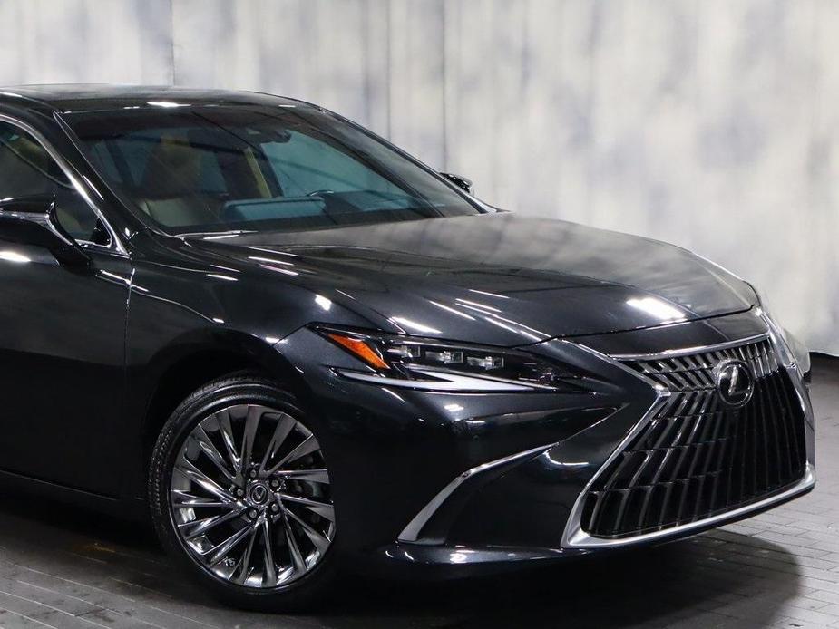 used 2024 Lexus ES 300h car, priced at $43,988