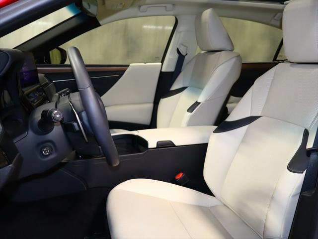 used 2023 Lexus ES 350 car, priced at $42,905