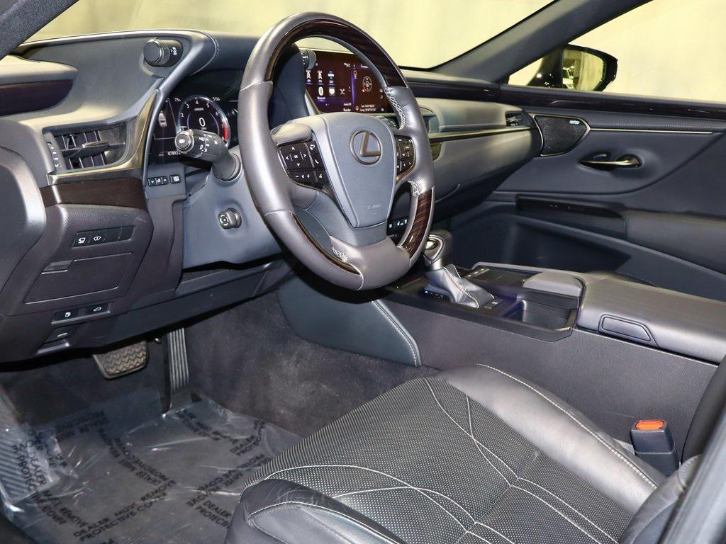 used 2019 Lexus ES 350 car, priced at $27,470