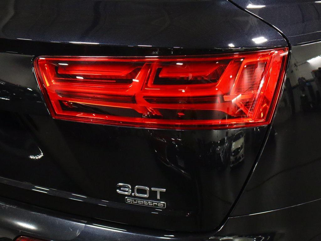 used 2017 Audi Q7 car, priced at $31,988