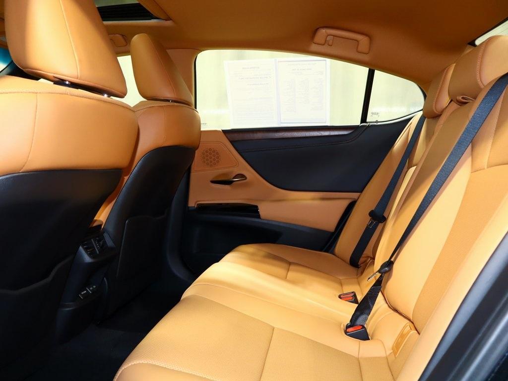 used 2025 Lexus ES 350 car, priced at $46,988