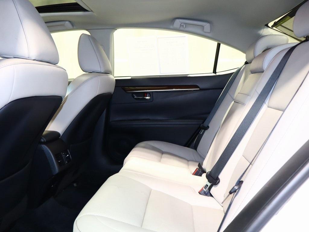 used 2014 Lexus ES 350 car, priced at $15,925