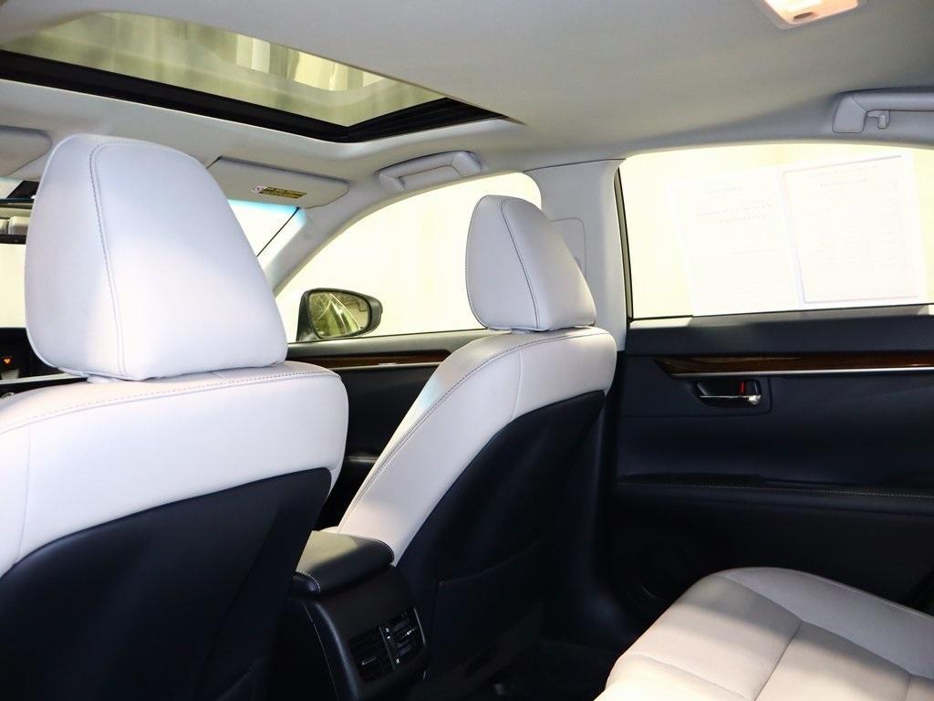 used 2014 Lexus ES 350 car, priced at $15,925