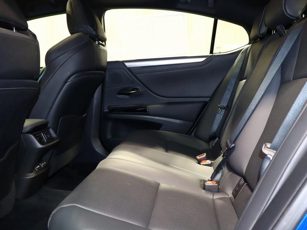 used 2022 Lexus ES 300h car, priced at $41,475