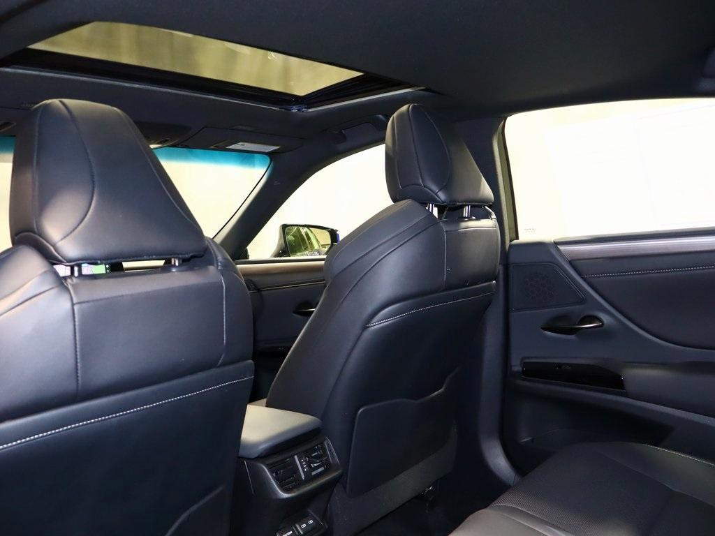 used 2022 Lexus ES 300h car, priced at $41,475