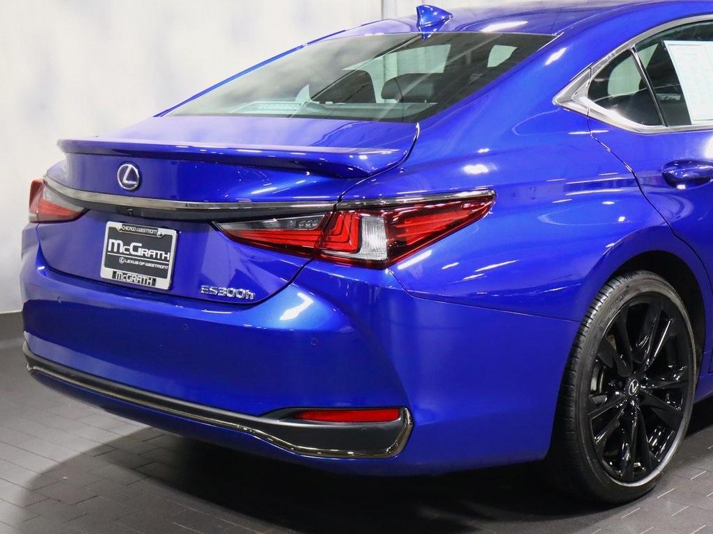 used 2022 Lexus ES 300h car, priced at $41,475