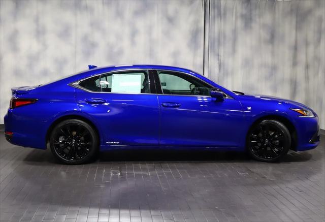 used 2022 Lexus ES 300h car, priced at $40,525