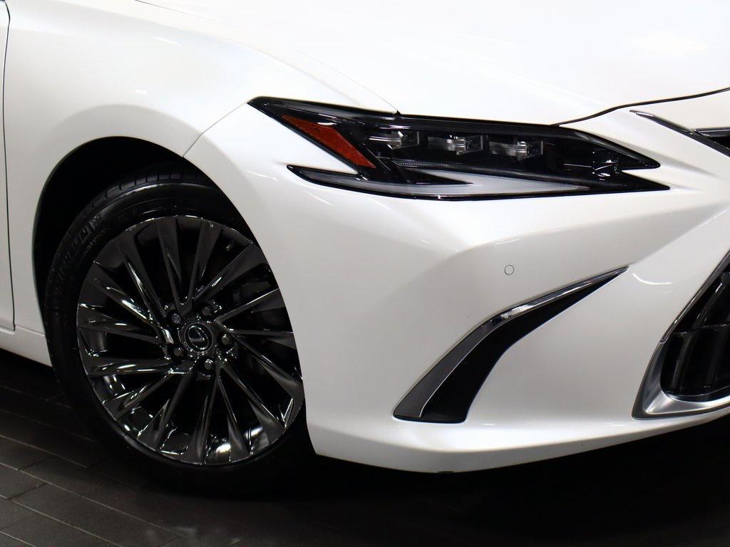 used 2025 Lexus ES 350 car, priced at $50,450