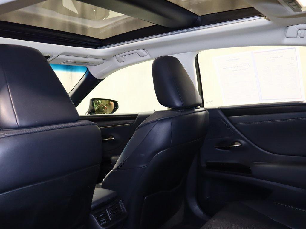 used 2022 Lexus ES 350 car, priced at $24,910