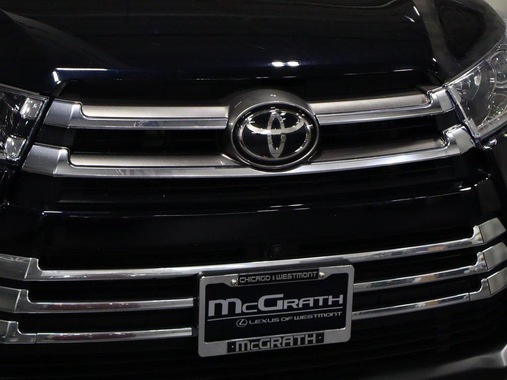 used 2019 Toyota Highlander car, priced at $33,995