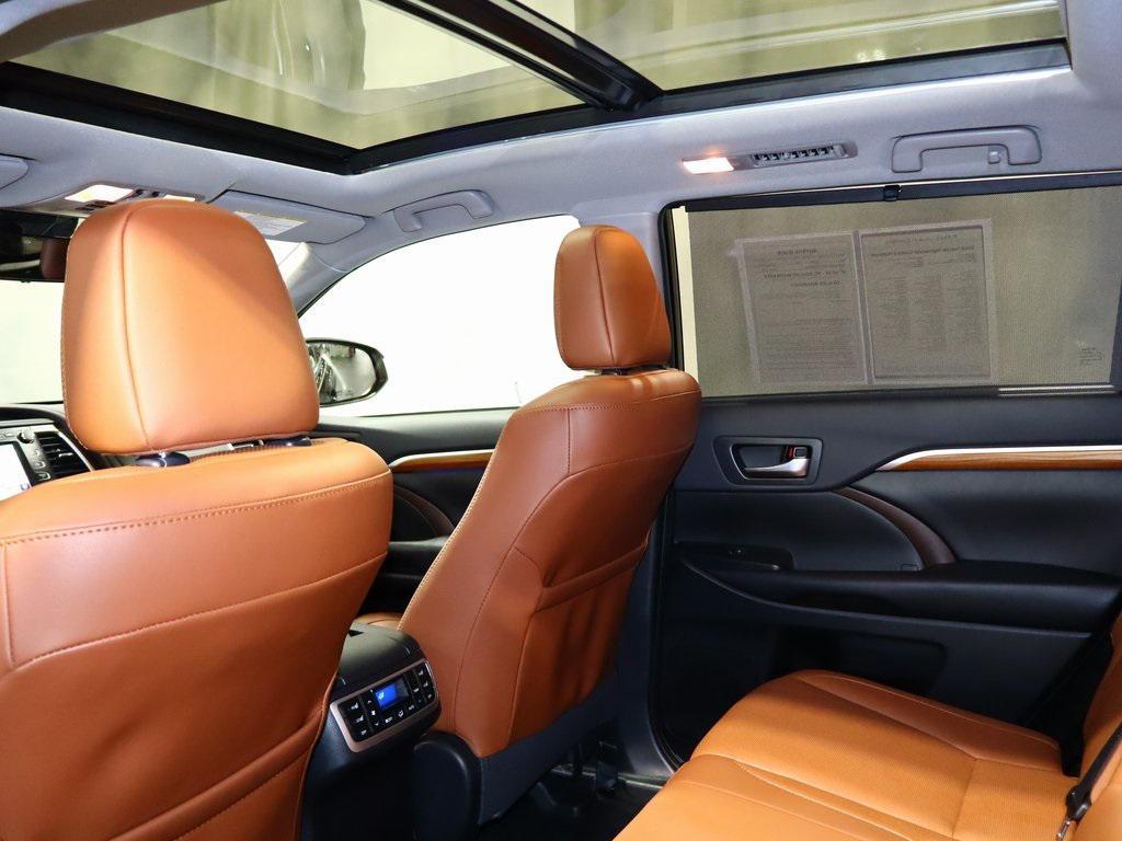 used 2019 Toyota Highlander car, priced at $33,995