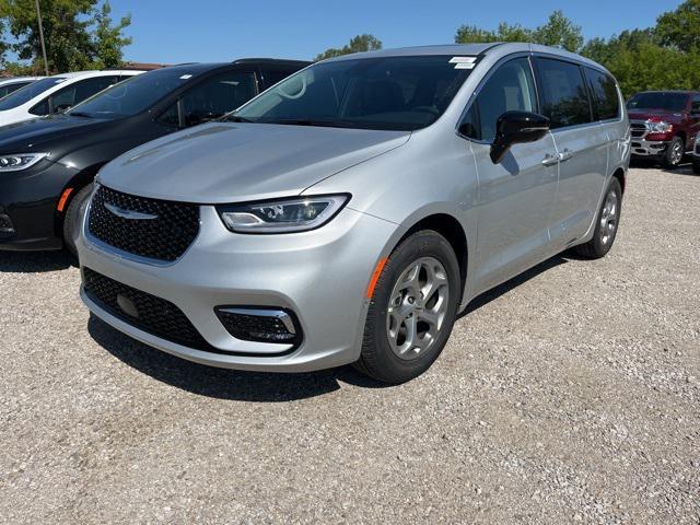 new 2024 Chrysler Pacifica car, priced at $51,415