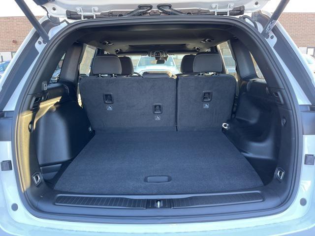 new 2025 Jeep Grand Cherokee car