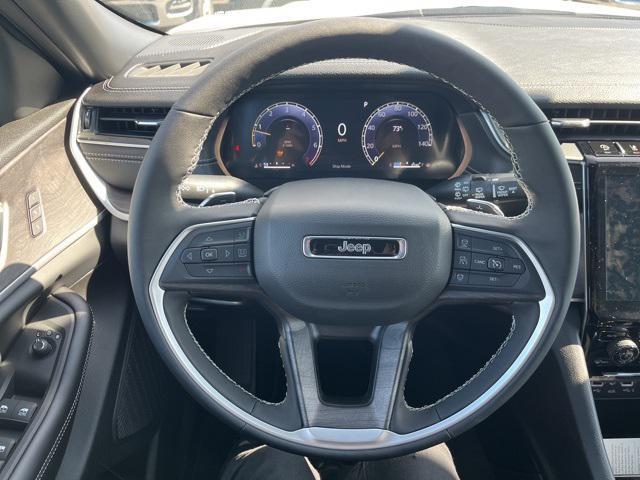 new 2025 Jeep Grand Cherokee L car, priced at $48,900