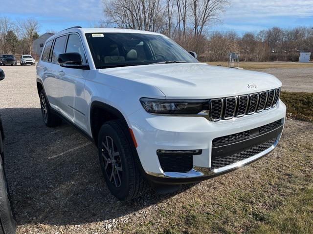 new 2024 Jeep Grand Cherokee L car, priced at $51,700