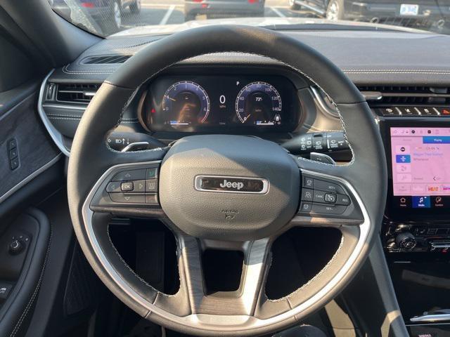 new 2025 Jeep Grand Cherokee car, priced at $47,495