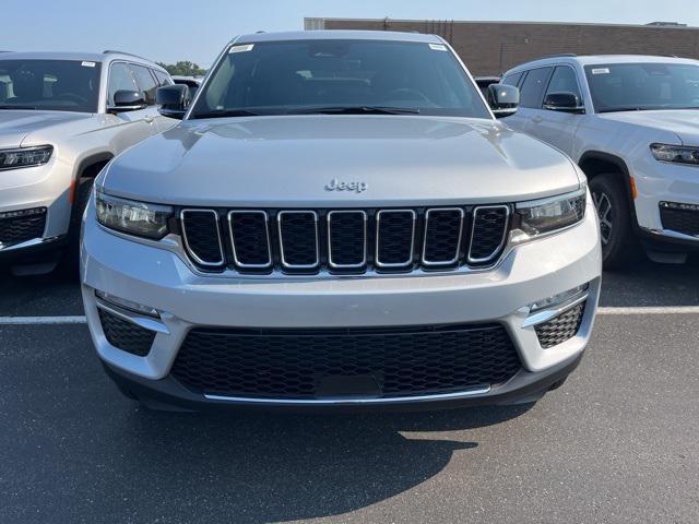 new 2025 Jeep Grand Cherokee car, priced at $47,495