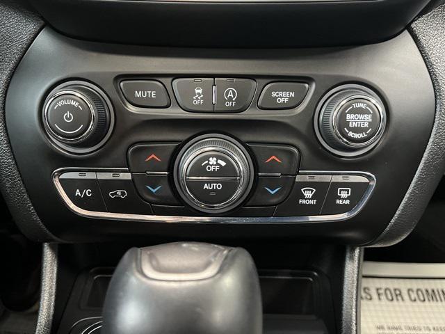 used 2022 Jeep Cherokee car, priced at $26,333