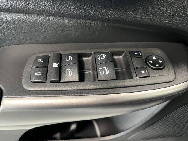 used 2022 Jeep Cherokee car, priced at $26,333