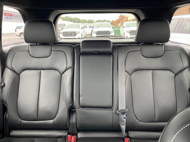 new 2025 Jeep Grand Cherokee car, priced at $50,010