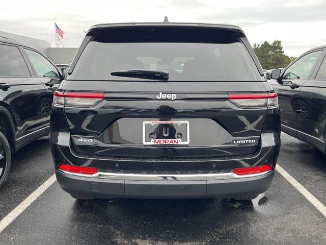 new 2025 Jeep Grand Cherokee car, priced at $50,010