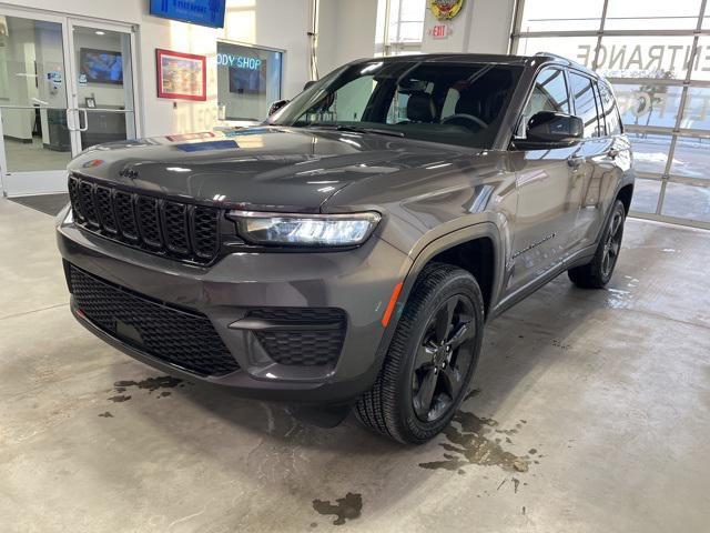 used 2023 Jeep Grand Cherokee car, priced at $34,175