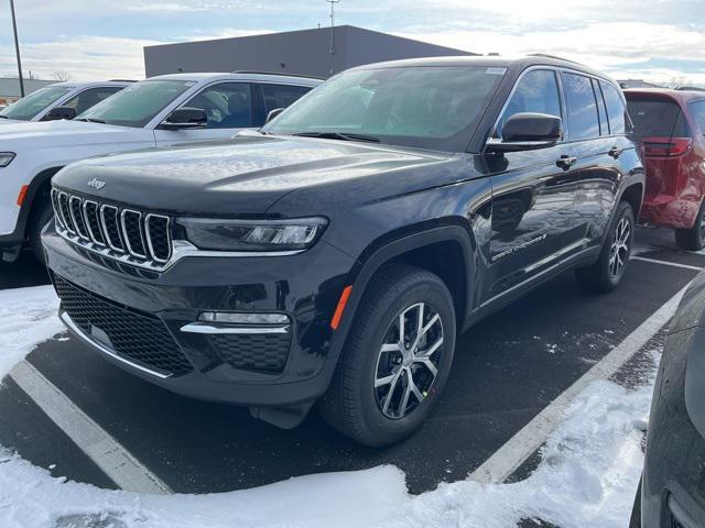 new 2025 Jeep Grand Cherokee car, priced at $47,295