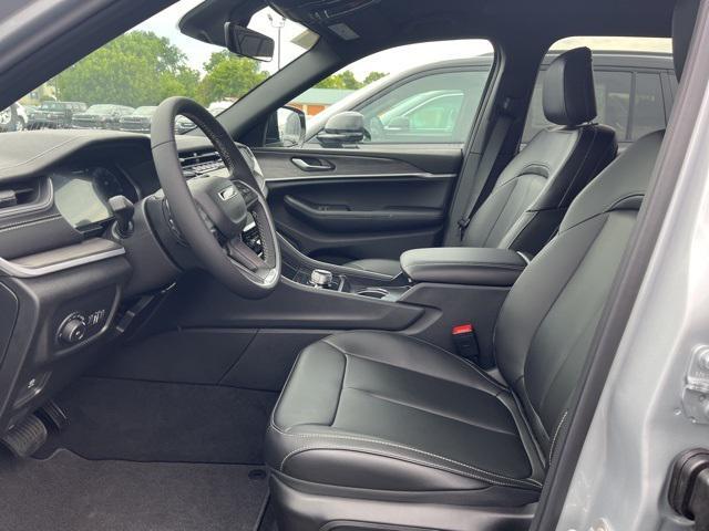 new 2025 Jeep Grand Cherokee L car, priced at $49,495