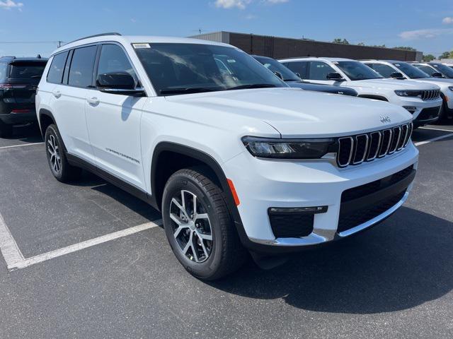 new 2025 Jeep Grand Cherokee L car, priced at $49,895