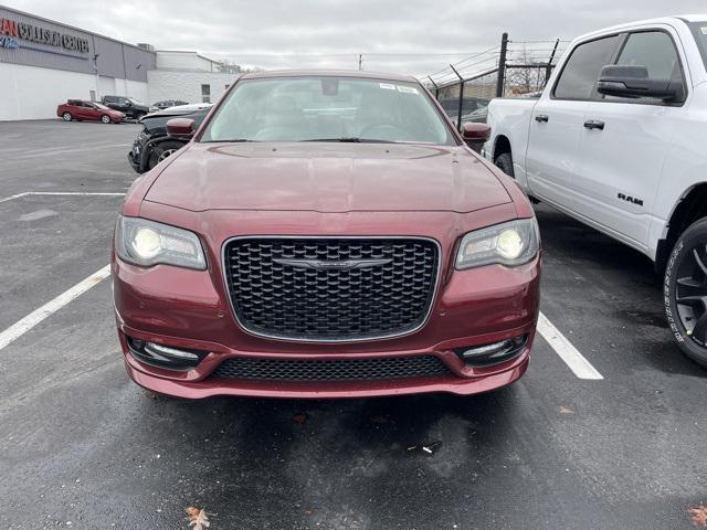 new 2023 Chrysler 300 car, priced at $45,087