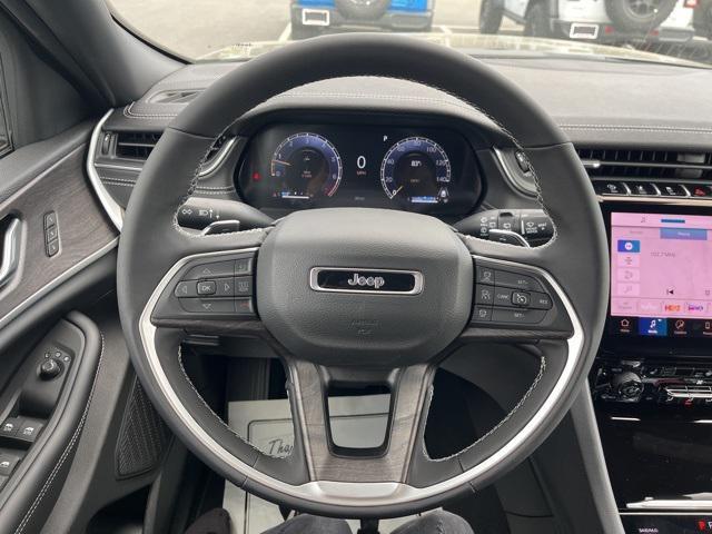 new 2025 Jeep Grand Cherokee car, priced at $52,735