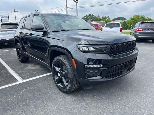 new 2025 Jeep Grand Cherokee car, priced at $52,735